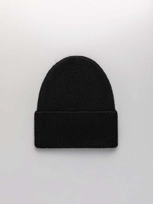 Шапка двойная с пухом енота PR 25009