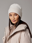 Шапка двойная с пухом енота