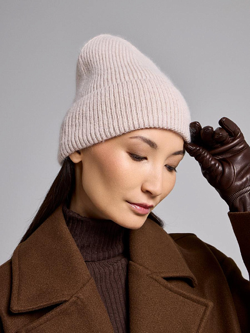 Шапка двойная с пухом енота PR 25009